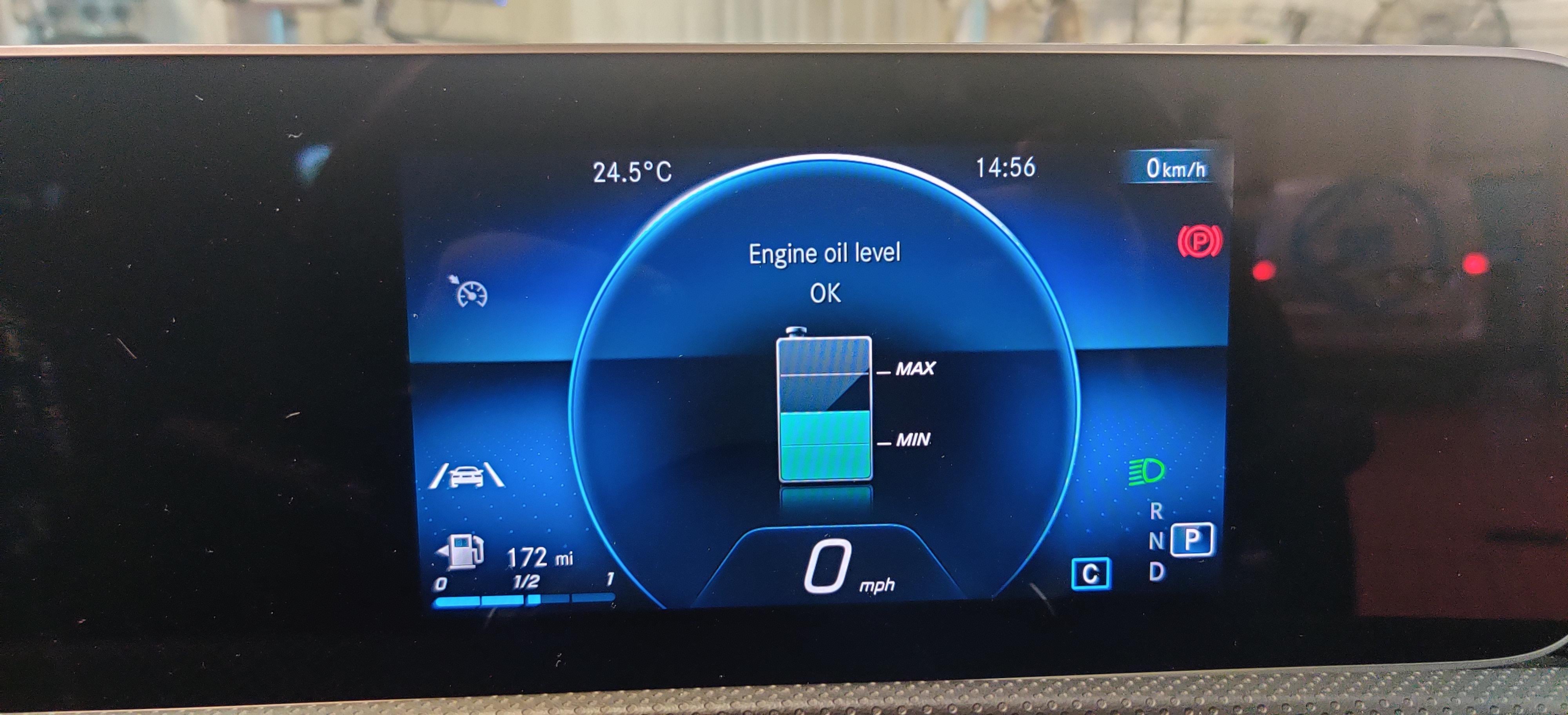 Mercedes instrument cluster showing electronic engine oil level check